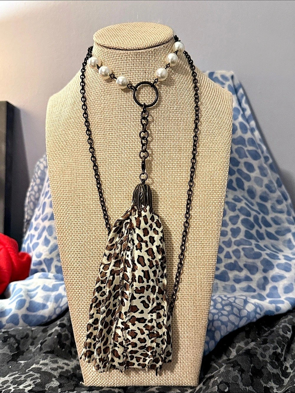 Plunder Leopard Print Pendant Necklace Like New